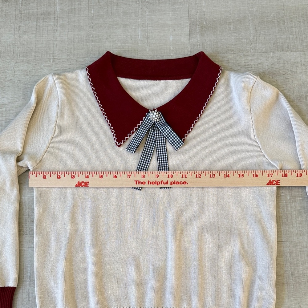 Elegant Cream Knit with Burgundy Collar and Bow detail - Picture 5 of 8